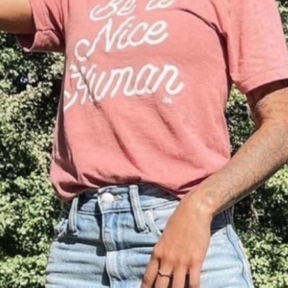 NWT Be a Nice Human mauve t shirt Size M - Picture 2 of 6